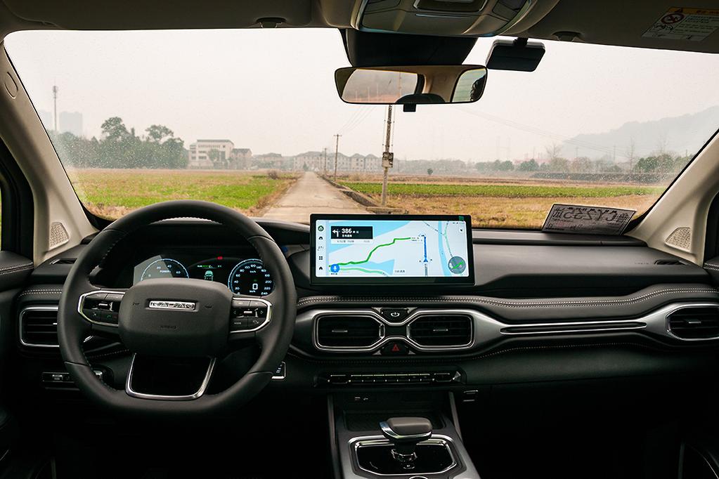 Geely Radar RD6 — Interior